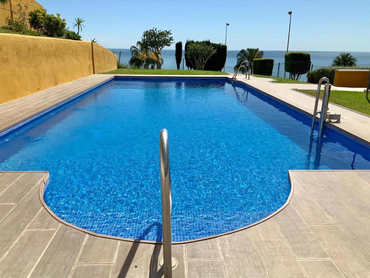 Apartamento De 2 Dormitorios, Gran Terraza, Vistas Al Mar Cerca Playa Carvajal Benalmádena Exterior photo