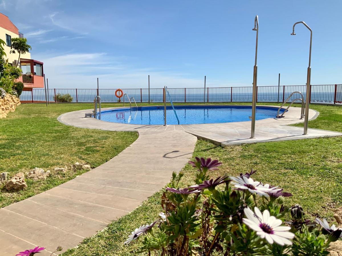 Apartamento De 2 Dormitorios, Gran Terraza, Vistas Al Mar Cerca Playa Carvajal Benalmádena Exterior photo